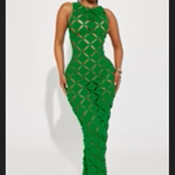 FASHIONNOVA PLUS SIZE GREEN GOWN SIZE 3X - Picture 1 of 5